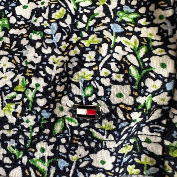 Tommy Hilfiger Floral Twist Front Sleeveless Tank Shell Top Women's Medium - Picture 5 of 6